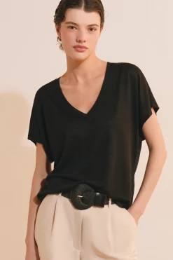 T-shirt manches courtes col V