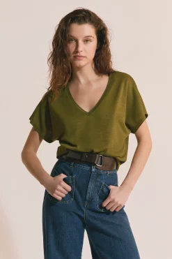 T-shirt manches courtes col V