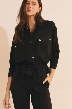 Veste avec détail bouton doré