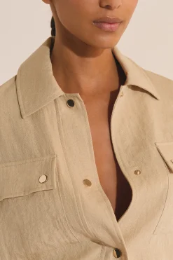 Veste casual avec détails boutonnés argentés