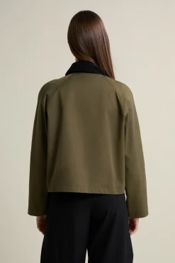 Veste courte à col velours