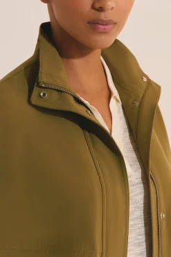 Veste sans manches col montant