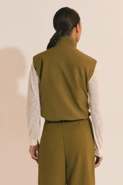 Veste sans manches col montant