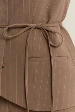 Veste sans manches à nouer